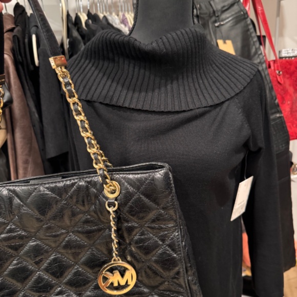 OFF SHOULDER/ONE SHOULDER - thin sweater- see picts for Bundle suggestions -TAGS - Picture 4 of 6